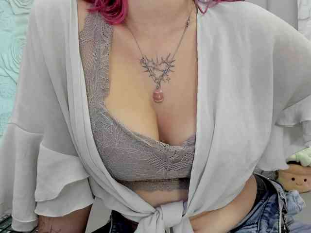 AlexaFoxy18 webcam