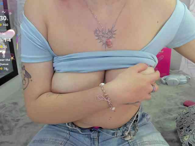 AlexaFoxy18