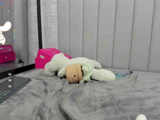 AlexaFoxy18