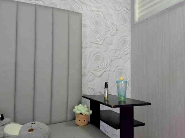 AlexaFoxy18 AlexaFoxy18