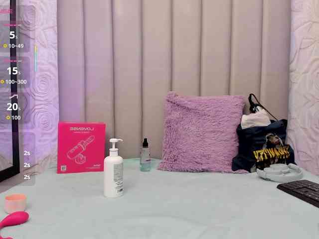 AlexaFoxy18