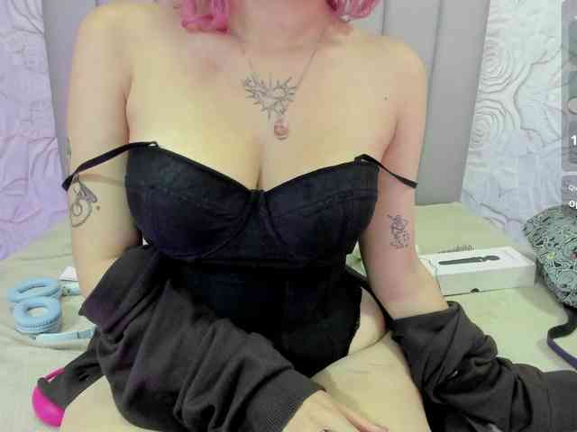 AlexaFoxy18