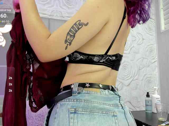 AlexaFoxy18