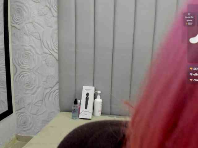 AlexaFoxy18 AlexaFoxy18