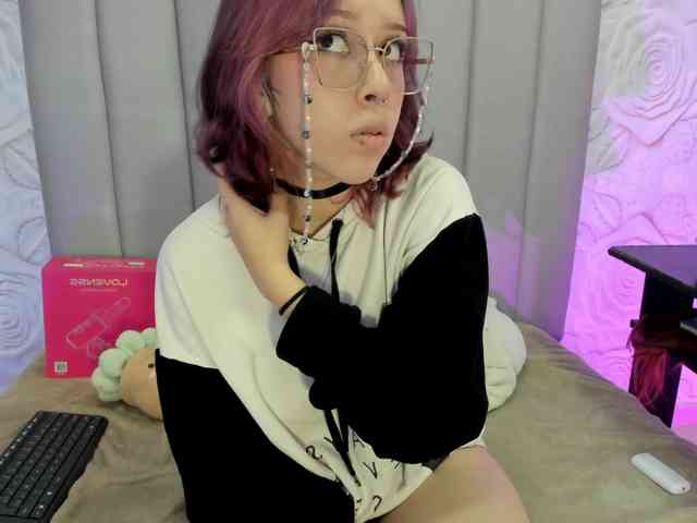AlexaFoxy18