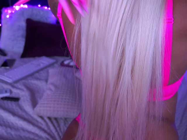 GraceHotDavies live cam on BongaCams