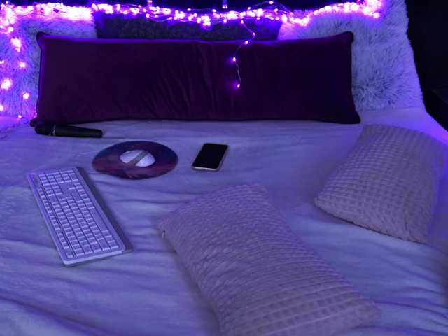 MysticGrace live webcam show