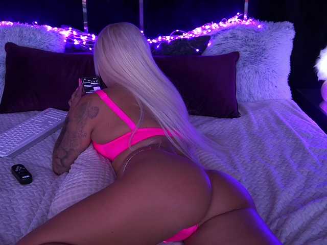 GraceHotDavies live cam on BongaCams