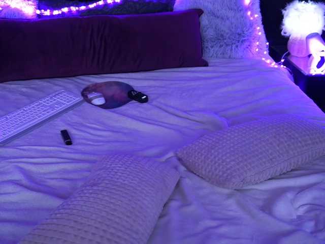 GraceHotDavies live cam