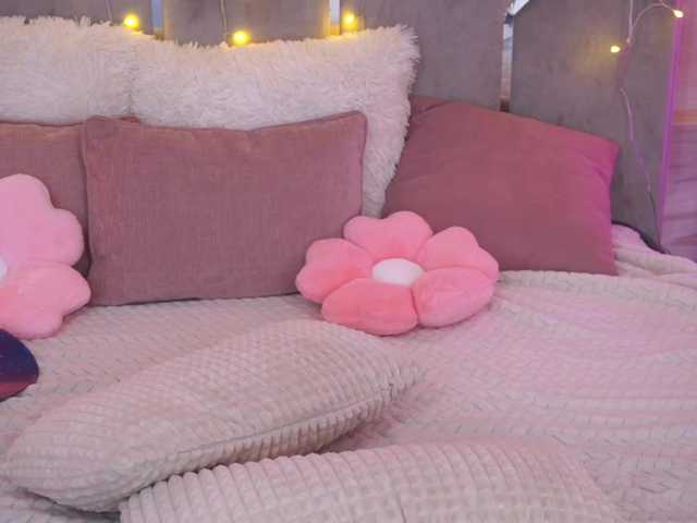 GraceHotDavies's BongaCams show and profile