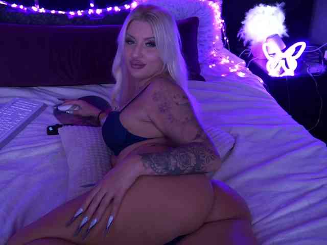 GraceHotDavies GraceHotDavies