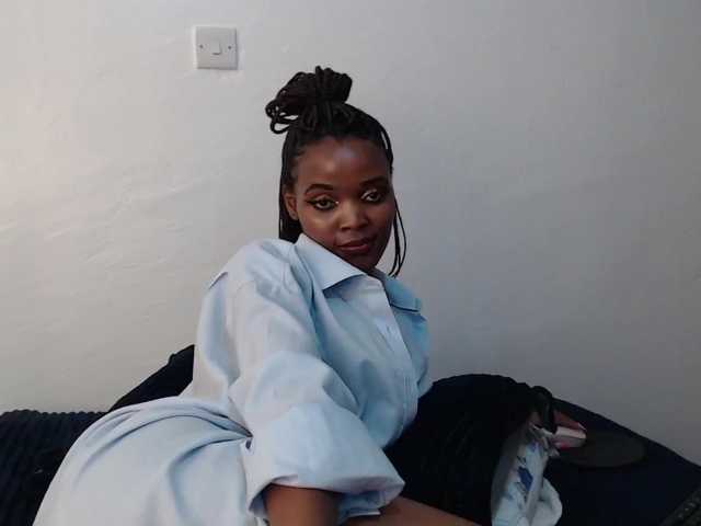exlovergal, live now on BongaCams