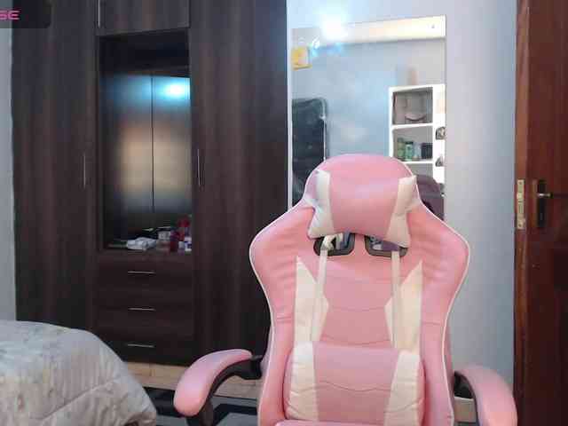 exlovergal webcam