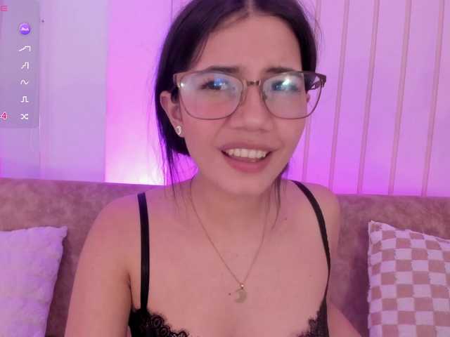 pikayle live cam on BongaCams
