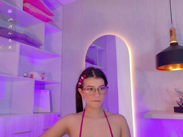 pikayle live cam on BongaCams