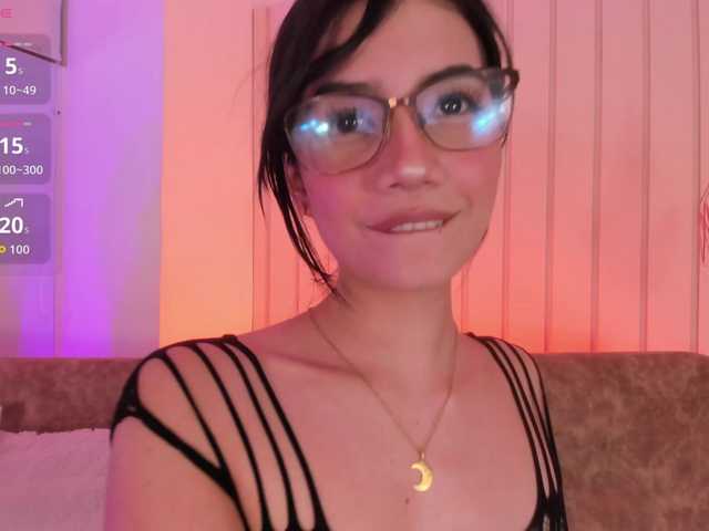 pikayle live cam on BongaCams
