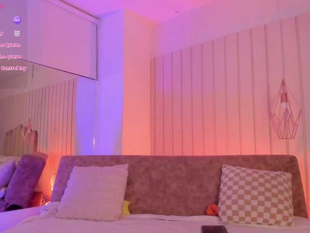 pikayle live webcam show