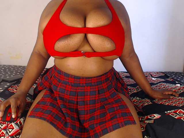 LustyAurora69 live cam on BongaCams