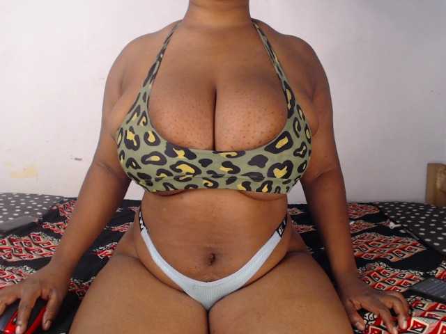 LustyAurora69 live cam on BongaCams