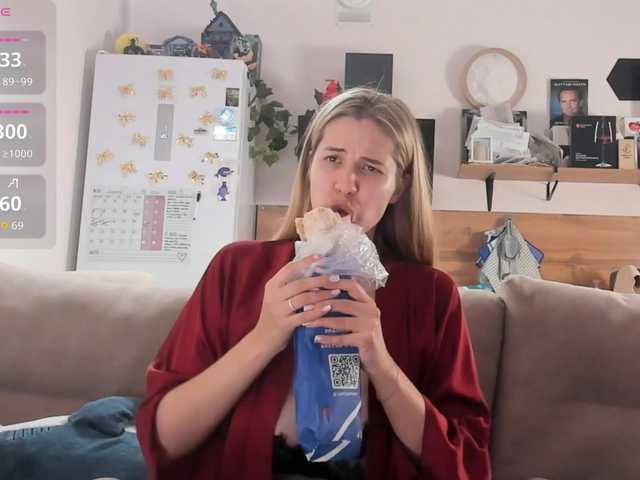 Girlalonehome live cam on BongaCams