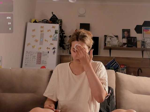 Girlalonehome live cam on BongaCams