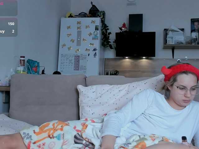 Girlalonehome live cam on BongaCams
