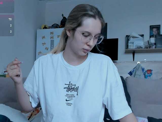 Girlalonehome