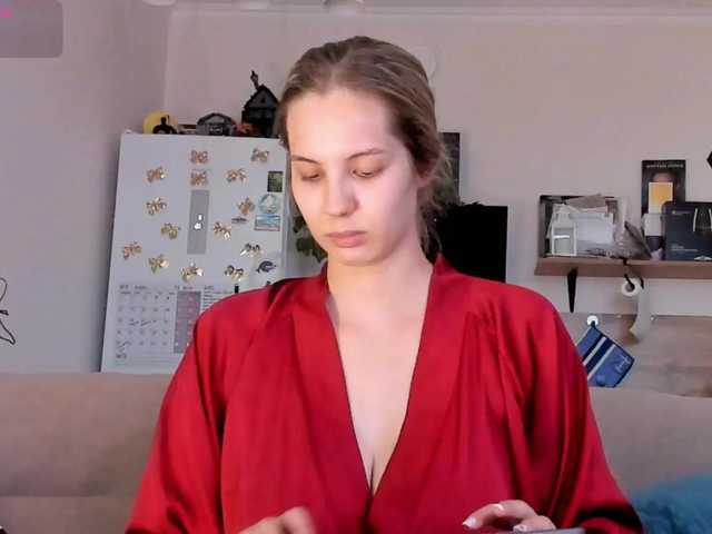 Girlalonehome live webcam show