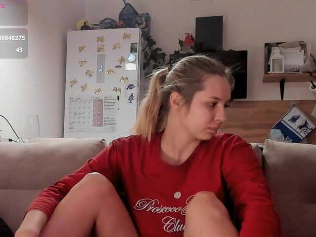 Girlalonehome
