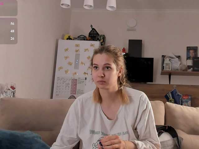 Girlalonehome live cam on BongaCams