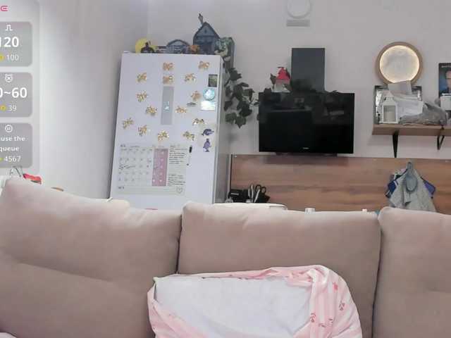 Girlalonehome