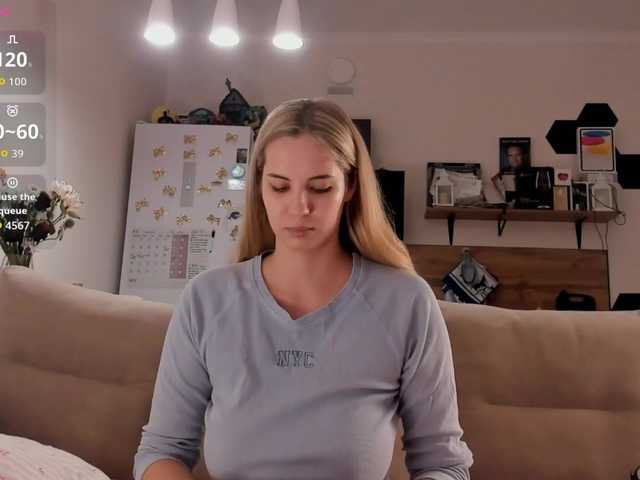 Girlalonehome live cam on BongaCams