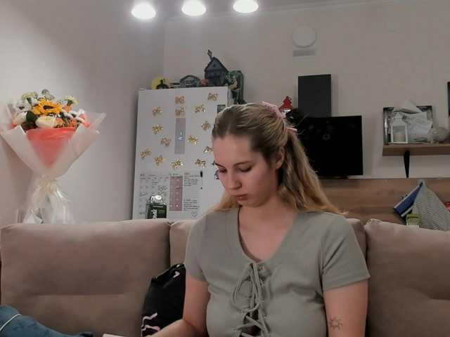 Girlalonehome