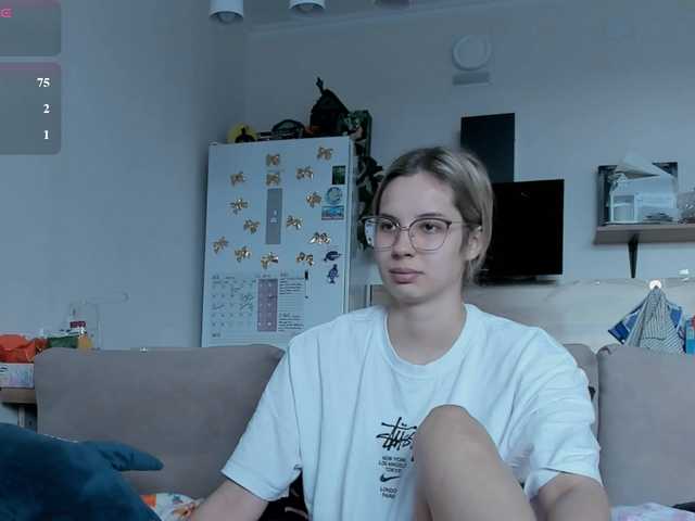 Girlalonehome
