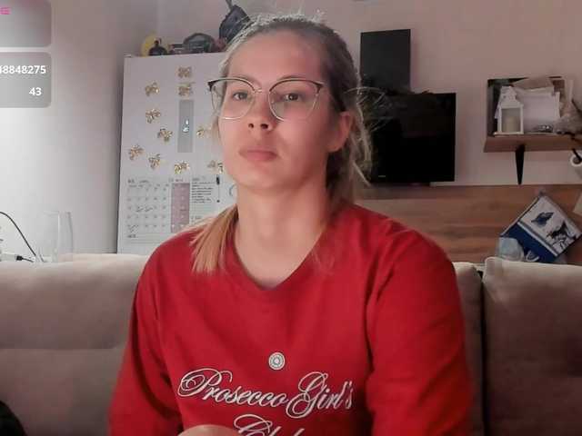 Girlalonehome