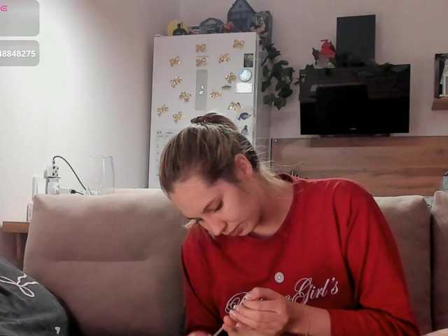Girlalonehome