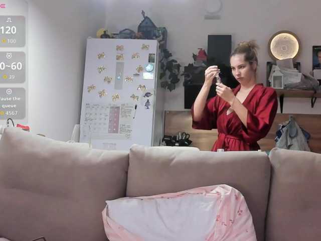 Girlalonehome live cam on BongaCams