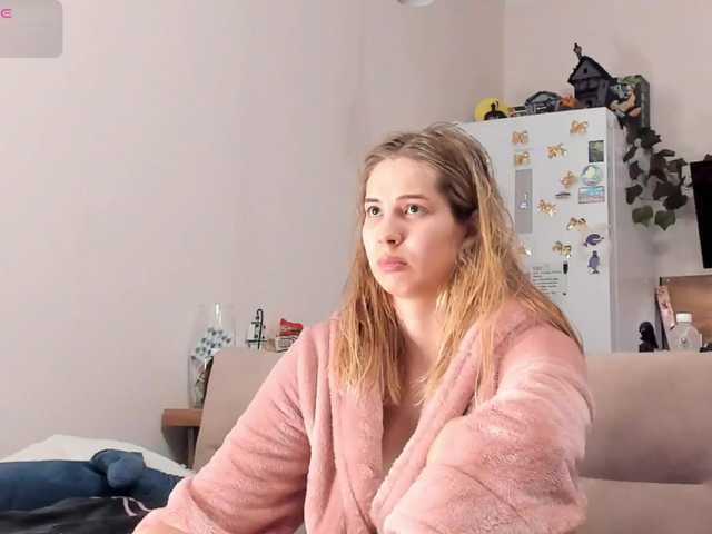 Girlalonehome