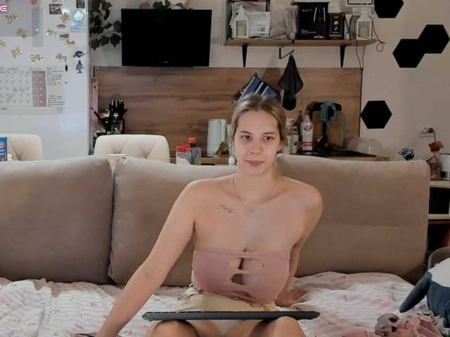 Girlalonehome