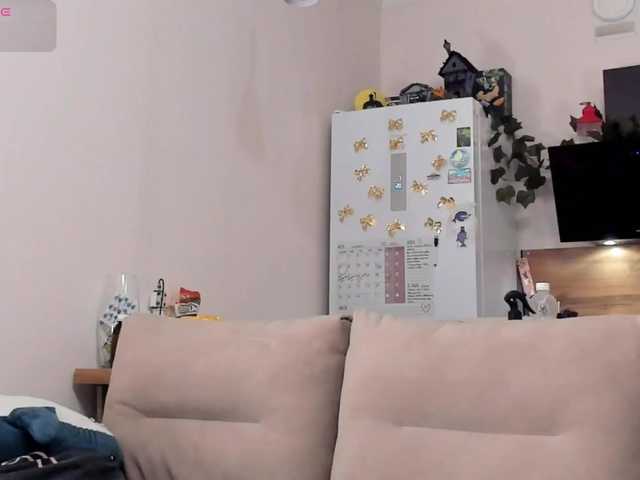 Girlalonehome live cam on BongaCams