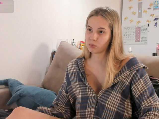 Girlalonehome