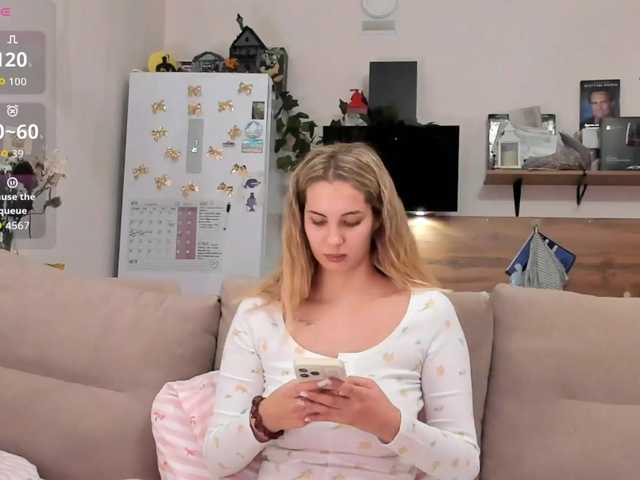 Girlalonehome