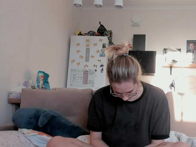 Girlalonehome
