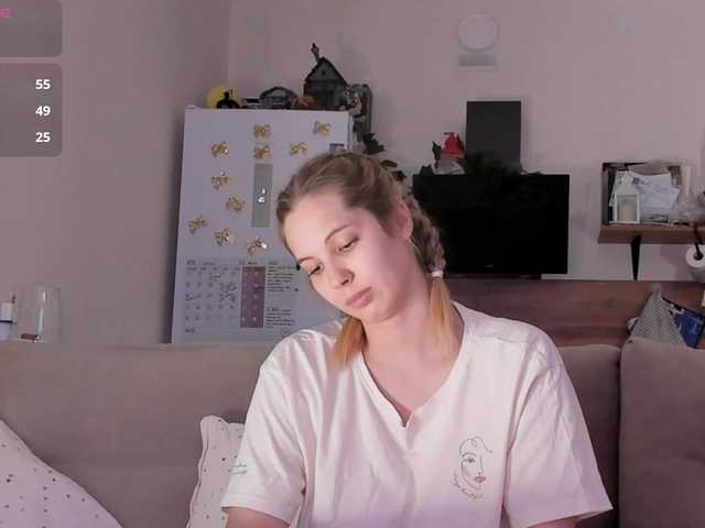 Girlalonehome