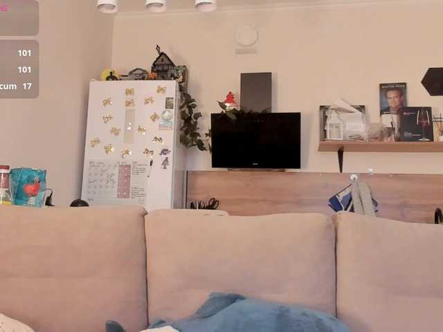 Girlalonehome live cam on BongaCams
