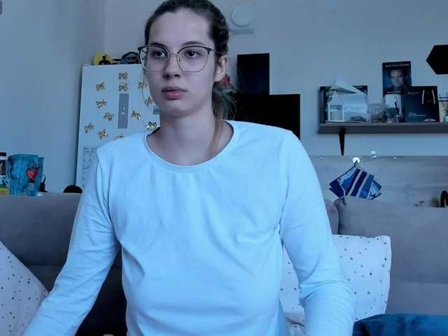 Girlalonehome live cam on BongaCams