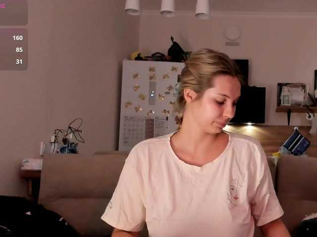 Girlalonehome live webcam show