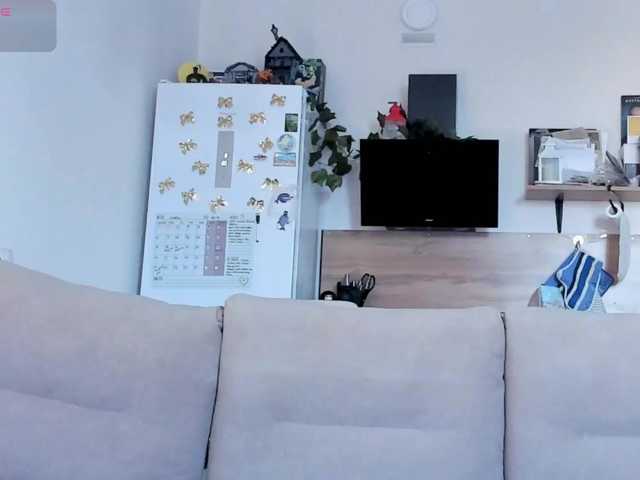 Girlalonehome