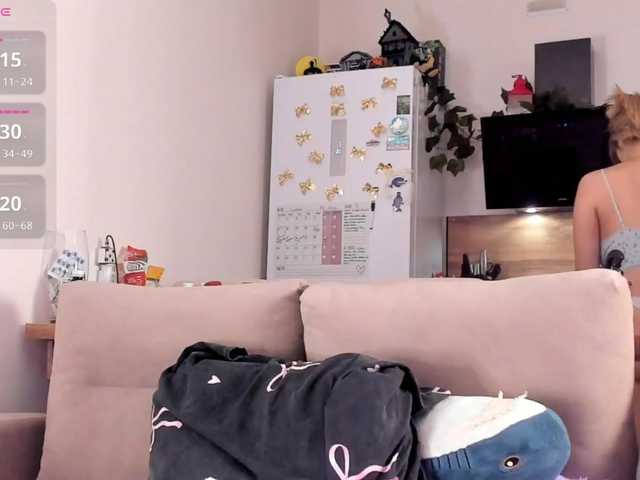 Girlalonehome
