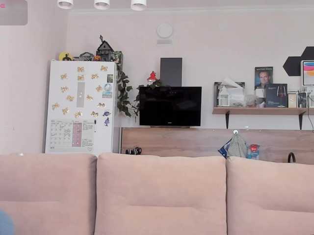 Girlalonehome